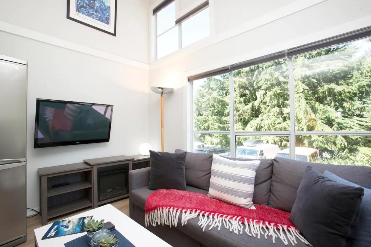 Apartamento Gondola Haus - Free Parking Whistler Exterior foto